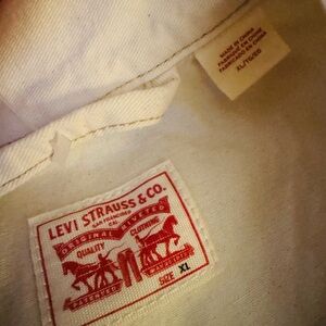Levi's Cream jumpsuit -NEW- no tag